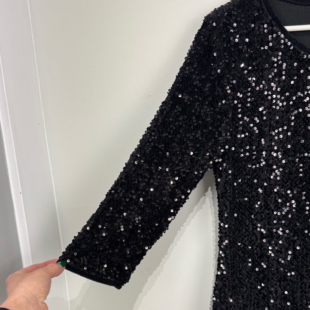 NWT Forever 21 Contemporary Black Sequin 3/4 Sleeve Dress. Size Large - Picture 4 of 8